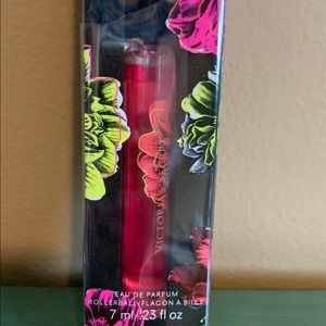 Victoria's Secret Makeup - SOLD. Victoria’s Secret Bombshell Rollerballs Victoria's Secret Makeup - SOLD. Victoria’s Secret Bombshell Rollerballs